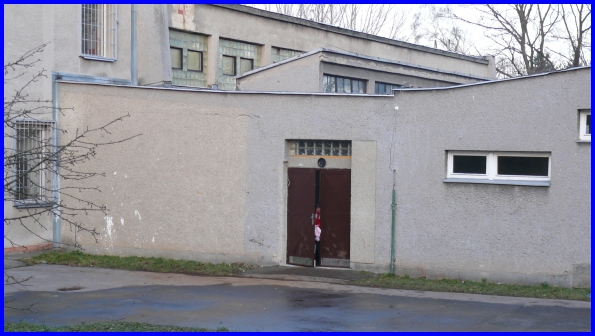 vstup do t�locvi�ny Z� K.Pokorn�ho